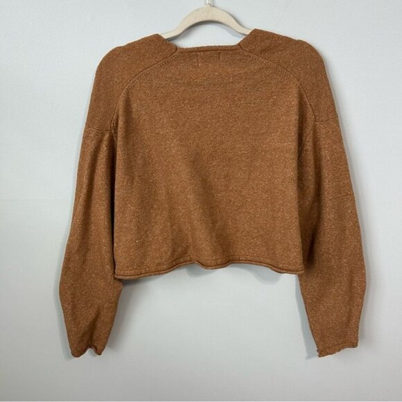 Urban Outfitters BDG Tan Valeria Cropped V-Neck Sweater Women’s Size Large - Picture 5 of 6